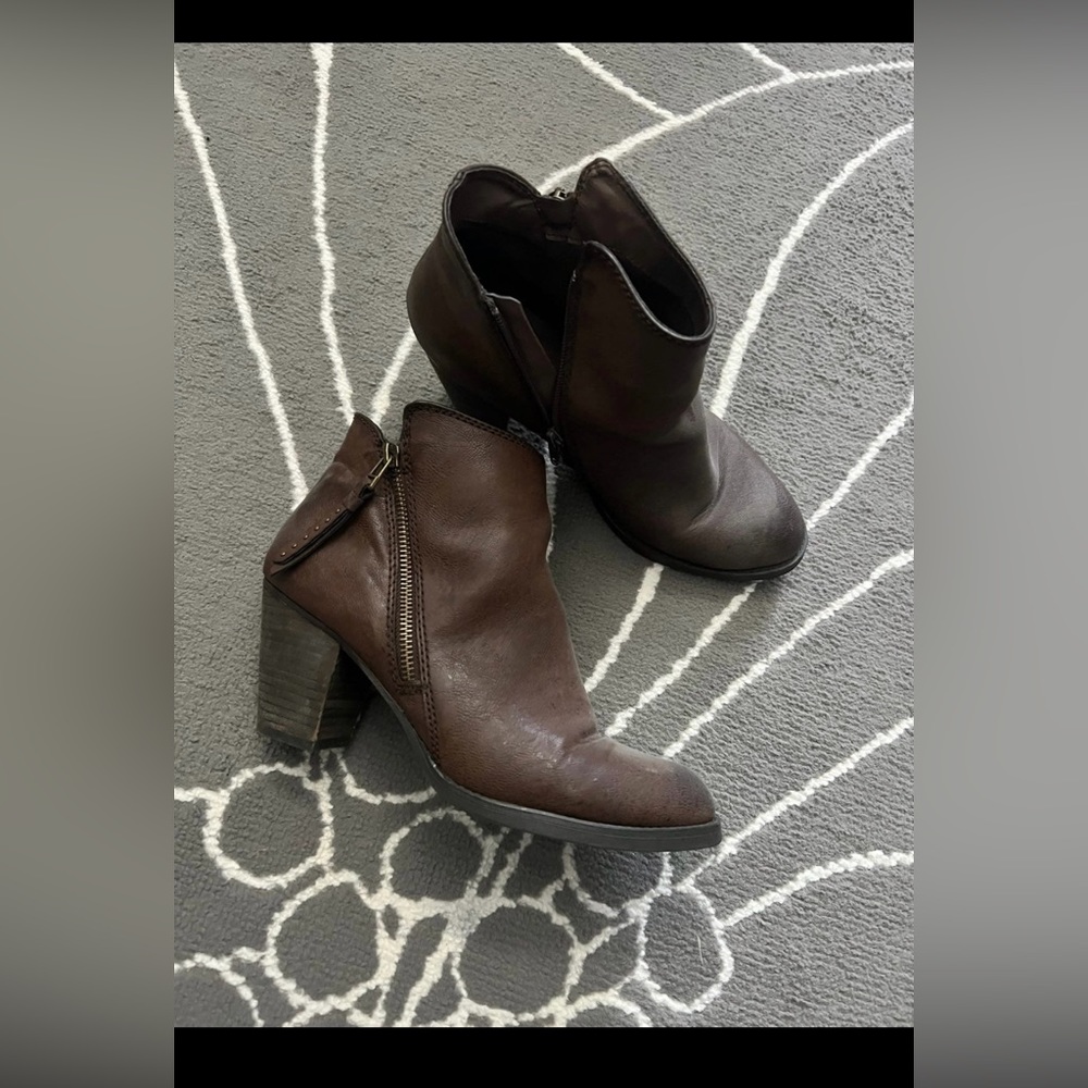 Falls Creek short boots brown 9
